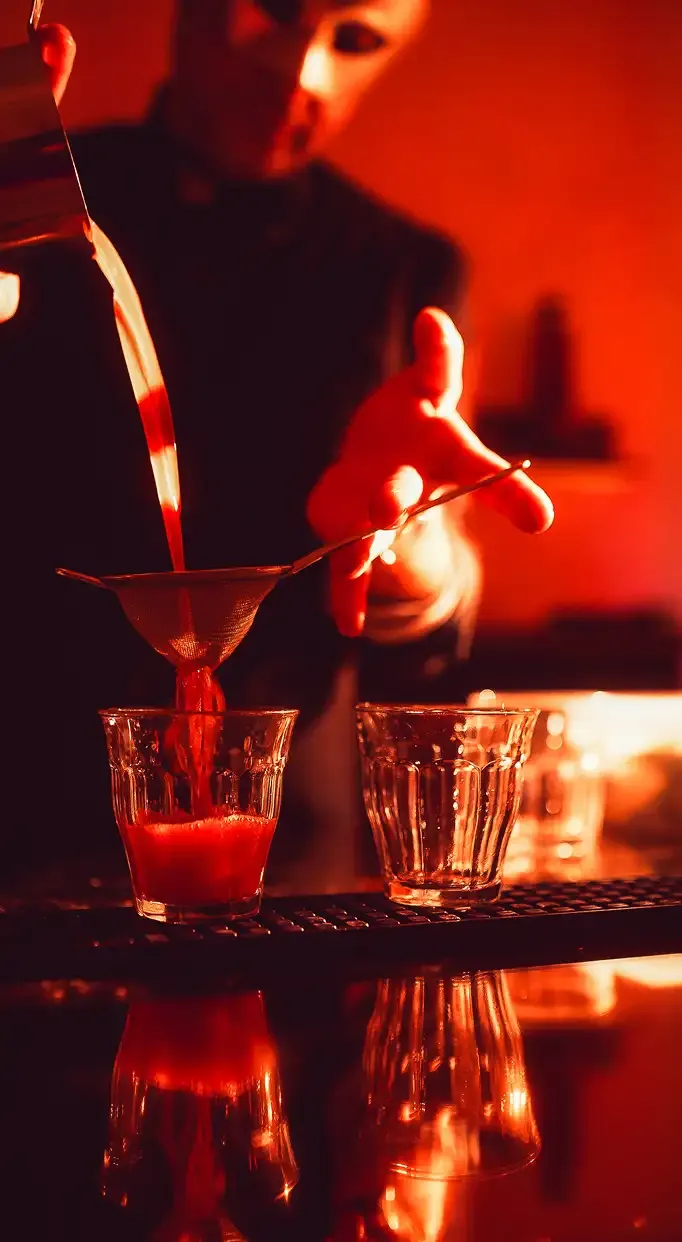 L’esclusività di un’esperienza veneta, unica nel suo genere. La proposta nasce dalla sinergia tra Baessato e Caffè Pedrocchi.\n\nVenetian Catering nasce per rispondere alla crescente domanda del territorio veneto, dove Fedegroup è da anni molto presente e in continua espansione.\n\nDall’incontro tra due eccellenze – Caffè Pedrocchi e Baessato – prende vita un progetto di catering che unisce tradizione, qualità e innovazione, diventando rapidamente un punto di riferimento per clienti privati, aziende ed eventi locali.\n\nUn servizio che valorizza il territorio, portando esperienze culinarie su misura e sempre più apprezzate.